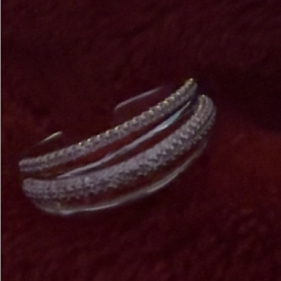 Silver tone stacked double layer Ring - Picture 3 of 11
